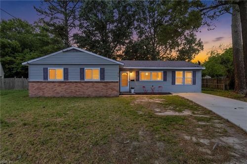 620 Queens View Ct, Hampton, VA, 23669-1619 | Card Image