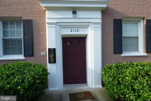 apt-102-2112 38th St Se, WASHINGTON, DC, 20020-1319 | Card Image
