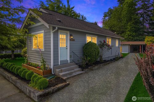 38362 Se Cedar St, Snoqualmie, WA, 98065-9500 | Card Image