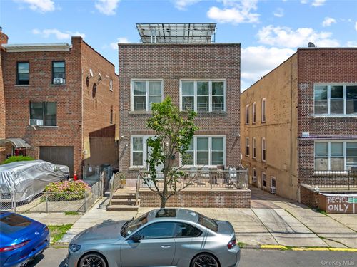 2436 Buck St, Bronx, NY, 10461-2902 | Card Image