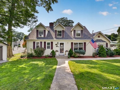 370 Calf Pen Ln, Milford, CT, 06460-6623 | Card Image