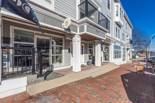 unit-3a-33 Deer St, Portsmouth, NH, 03801-3765 | Card Image