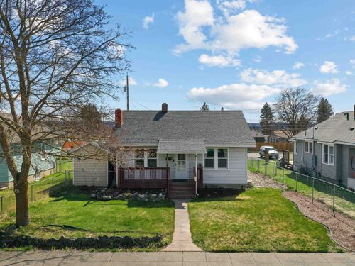 1307 W Kiernan Ave, Spokane, WA, 99205-2763 | Card Image