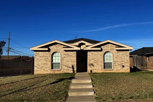 1001 N Weatherford St, Midland, TX, 79701-3511 | Card Image