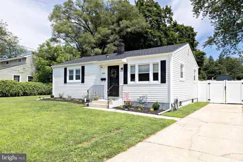 559 Lynne Dr, Clayton, NJ, 08312-2119 | Card Image
