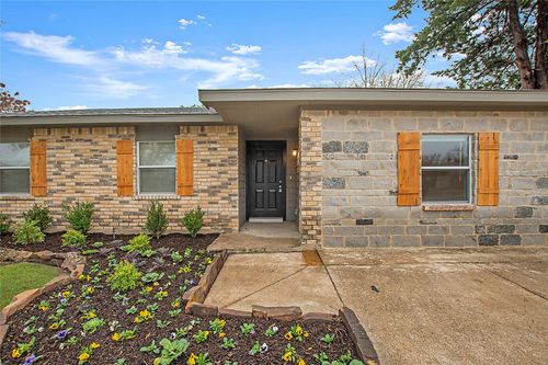 801 Sunny Slope Dr, Allen, TX, 75002-3252 | Card Image