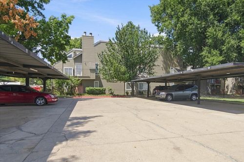 kj303-1730 E 67th St, Tulsa, OK, 74136-2472 | Card Image