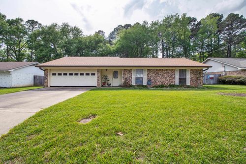 909 Victoria Dr, Longview, TX, 75604 | Card Image