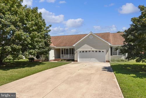 8 Autumnwood Way, LEWES, DE, 19958-9460 | Card Image