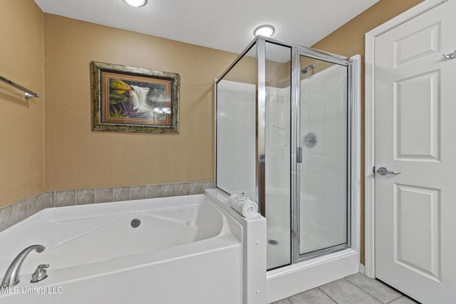 Master bathroom | Image 15