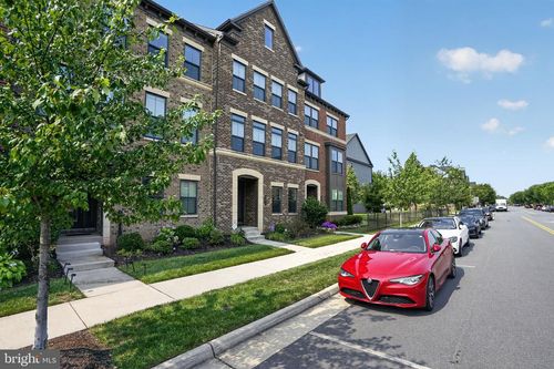 43479 Charitable St, ASHBURN, VA, 20148-7379 | Card Image