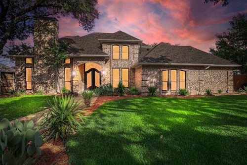 4050 Villa Grove Dr, Dallas, TX, 75287-6762 | Card Image