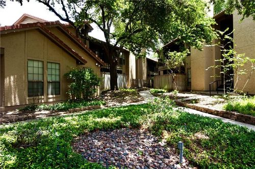 apt-208-1202 Thorpe Ln, San Marcos, TX, 78666-6551 | Card Image