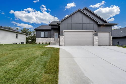 9014 E 33rd Cir S, Wichita, KS, 67210-7501 | Card Image