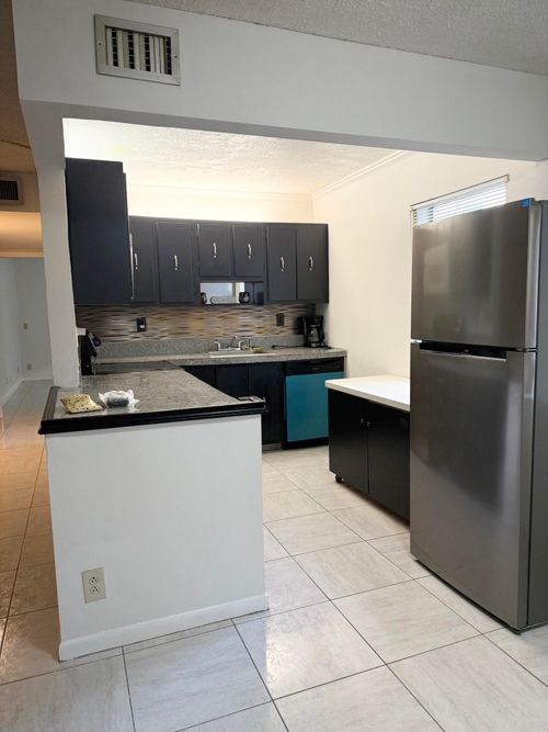 882 Normandy Lane S, Delray Beach, FL, 33484 | Card Image