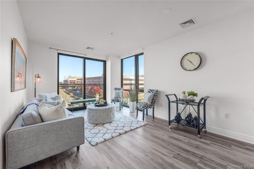unit-10m-701 Ridge Hill Blvd, Yonkers, NY, 10710-7726 | Card Image