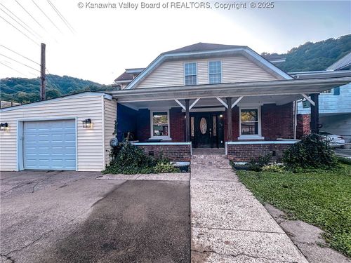 95 Ott St, Logan, WV, 25601-3518 | Card Image