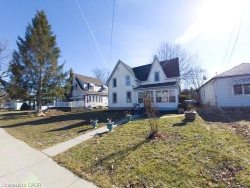 713 Cedar St, Dunnville, ON, N1A2J9 | Card Image