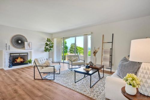 17438 Plaza Otonal, San Diego, CA, 92128-1831 | Card Image