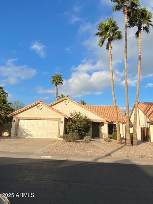 2520 E Granite View Dr, Phoenix, AZ, 85048-9061 | Card Image