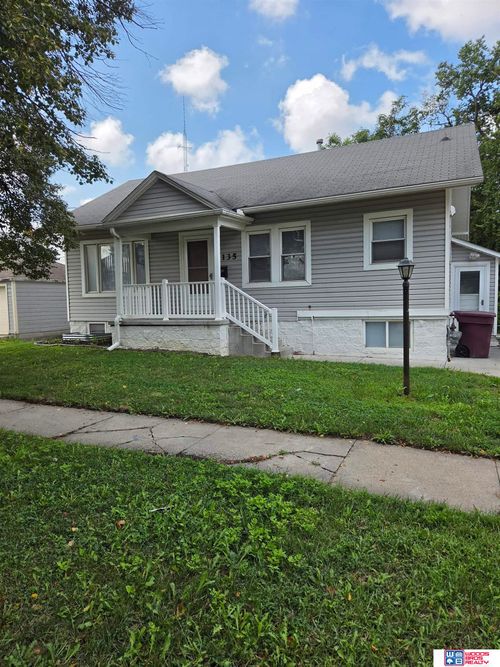 135 N 32nd St, Lincoln, NE, 68503-3426 | Card Image
