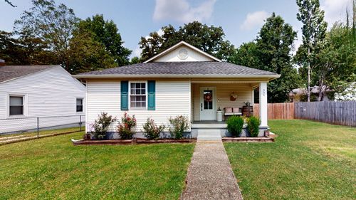 904 W Market St, Decherd, TN, 37324-3734 | Card Image