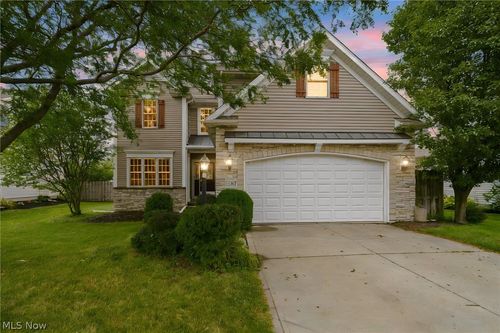 1587 Clipper Cv, Painesville, OH, 44077-4674 | Card Image