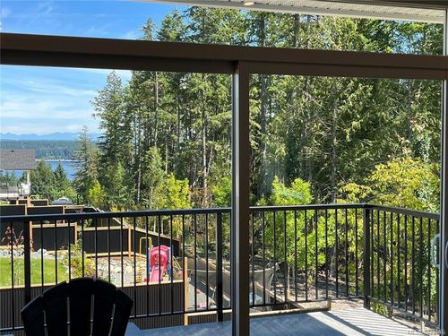 671 Sanderson Rd, Ladysmith, BC, V9G0A7 | Card Image