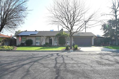 1312 Riverview Dr, Madera, CA, 93637-2834 | Card Image