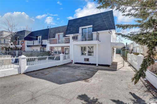 2327 Mott Ave, Far Rockaway, NY, 11691-2320 | Card Image