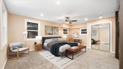 33283 Holcomb Creek Dr, Green Valley Lake, CA, 92341 | Card Image