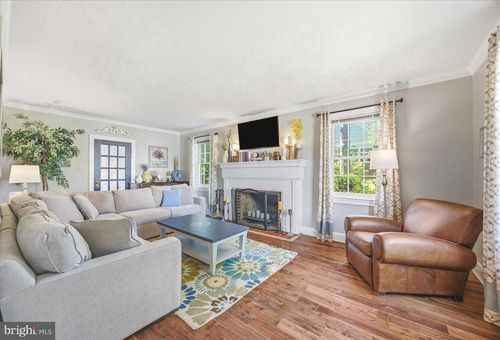 503 Forest View Rd, LINTHICUM HEIGHTS, MD, 21090-2817 | Card Image