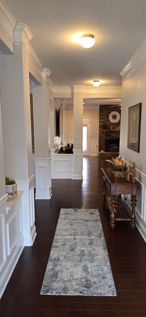 233 Colfax Dr, Boiling Springs, SC, 29316-6328 | Card Image