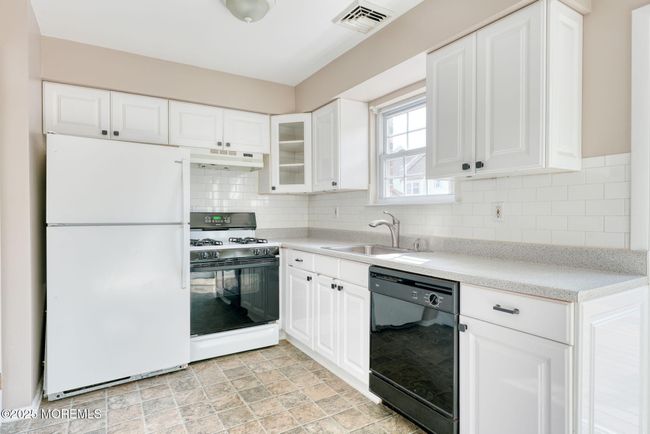 156 Greenwood Loop Rd, Townhouse with 2 bedrooms, 2 bathrooms and null parking in Brick NJ | Image 7