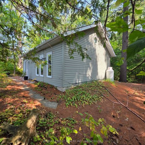 1036A Lake Lane, Sharbot Lake, ON, K0H2P0 | Card Image