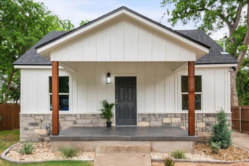 1111 N 11th St, Waco, TX, 76707-3113 | Card Image