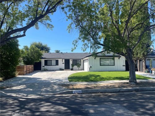 23926 Hamlin St, West Hills, CA, 91307-3699 | Card Image