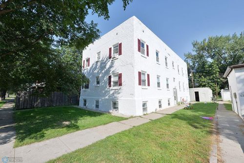 442 2nd St Sw, Jamestown, ND, 58401-4007 | Card Image