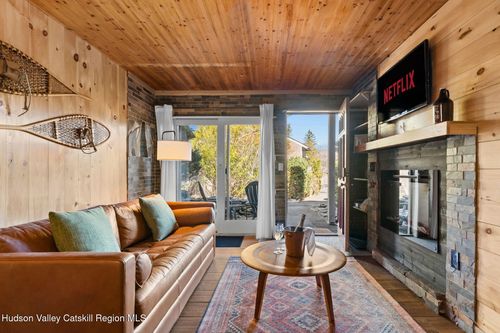 e2-70 Highlands Dr, Hunter, NY, 12442 | Card Image