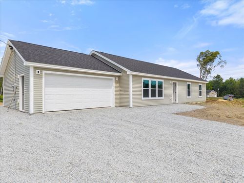 9 Blue Sky Drive, Levant, ME, 04456 | Card Image