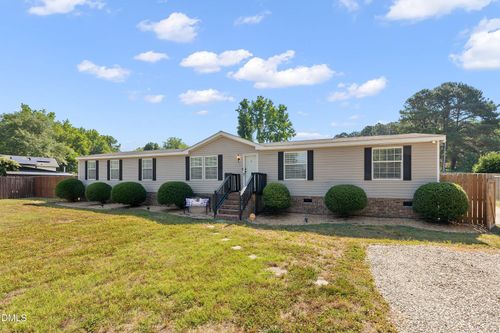 7232 Campsite Dr, Wendell, NC, 27591-6704 | Card Image