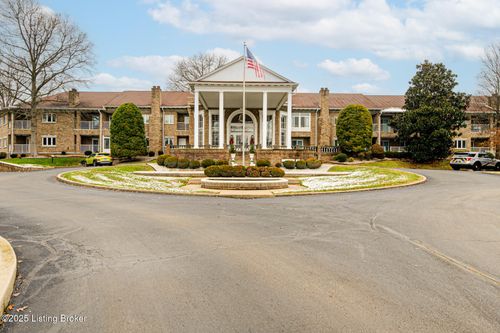 apt-218-8605 Shelbyville Rd, Bellemeade, KY, 40222-5376 | Card Image