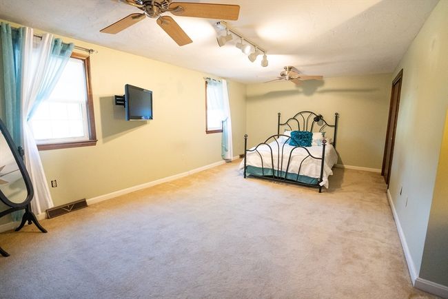 APT-2 - 801 Washington St, Condo with 3 bedrooms, 2 bathrooms and 2 parking in Pembroke MA | Image 16