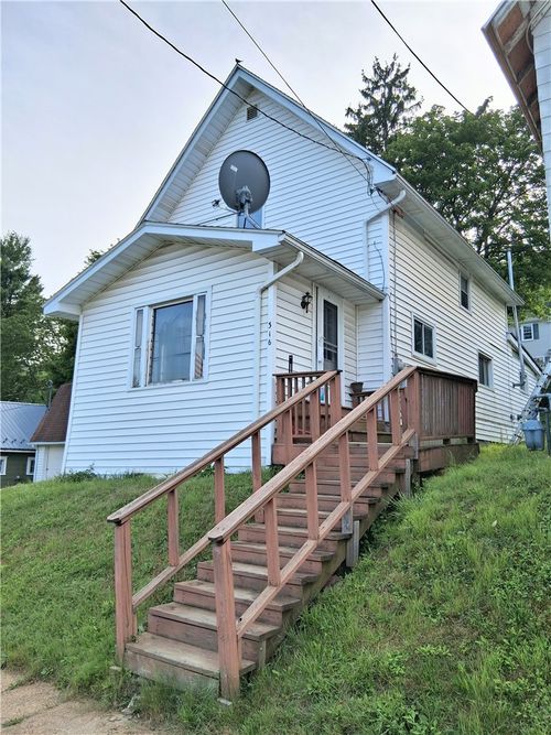 318-316-318 Congress St, Bradford, PA, 16701-2341 | Card Image