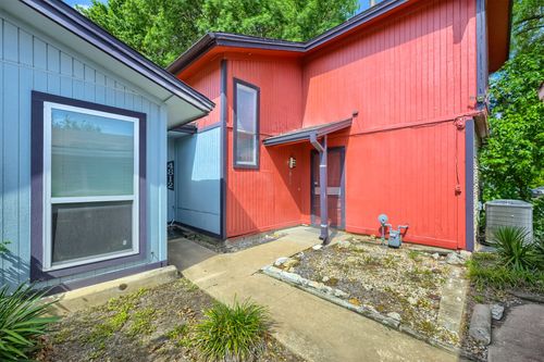 4814 Misty Slope Ln, Austin, TX, 78744-5703 | Card Image