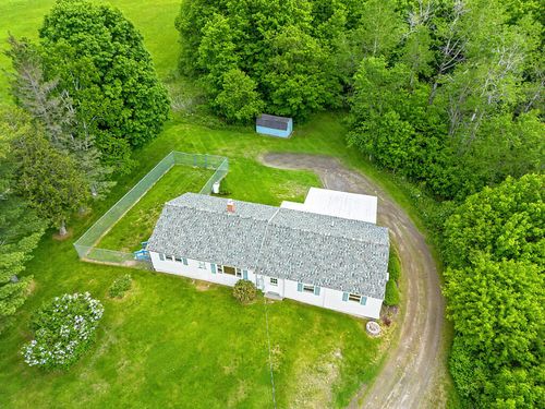 2525 W River Rd, Sidney, ME, 04330-2713 | Card Image