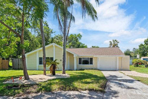3316 Overland Dr, HOLIDAY, FL, 34691-1313 | Card Image