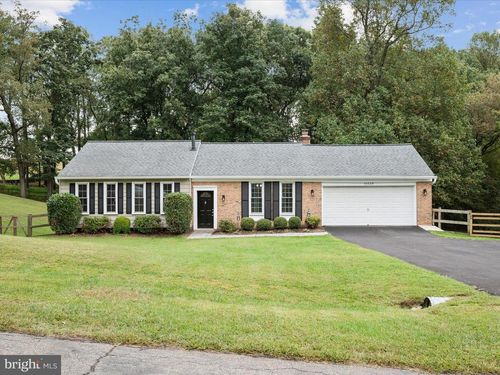 11110 Hoffman Dr, GERMANTOWN, MD, 20876-4635 | Card Image