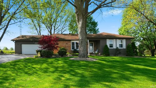 1320 Sunset Dr, Winona Lake, IN, 46590-5732 | Card Image