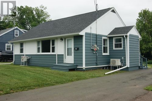 410 Willow Ave, Summerside, PE, C1N2B5 | Card Image